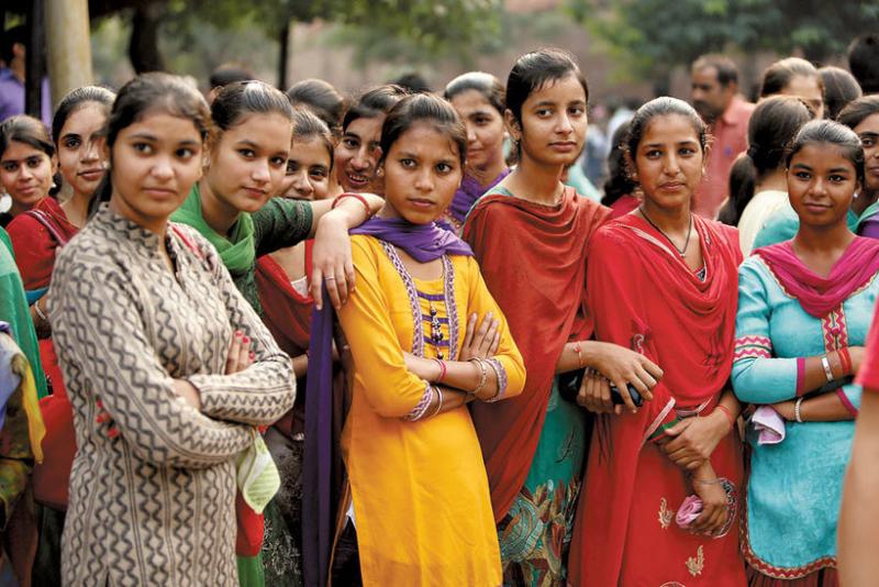 Более 2000 индийских мужчин арестованы за вступление в брак с несовершеннолетними