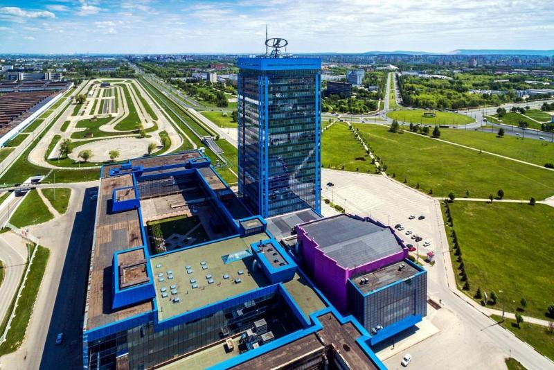 «АвтоВАЗ» и «КамАЗ» начнут принимать на работу граждан Узбекистана