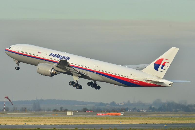 Минтранс Малайзии возобновит поиски пропавшего рейса MH370