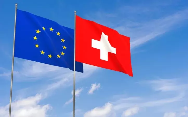 Сенатор Карасин: Швейцария теряет нейтральный… 