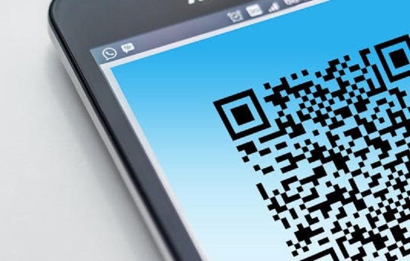 В США хакеры расклеили фейковые QR-коды на улицах для кражи денег