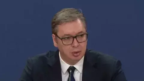 Президент Сербии Вучич заявил, что не уйдет в отставку из-за массовых протестов