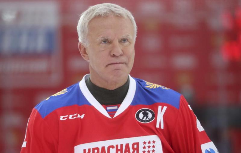 Фетисов сравнил Овечкина с «Орешником»