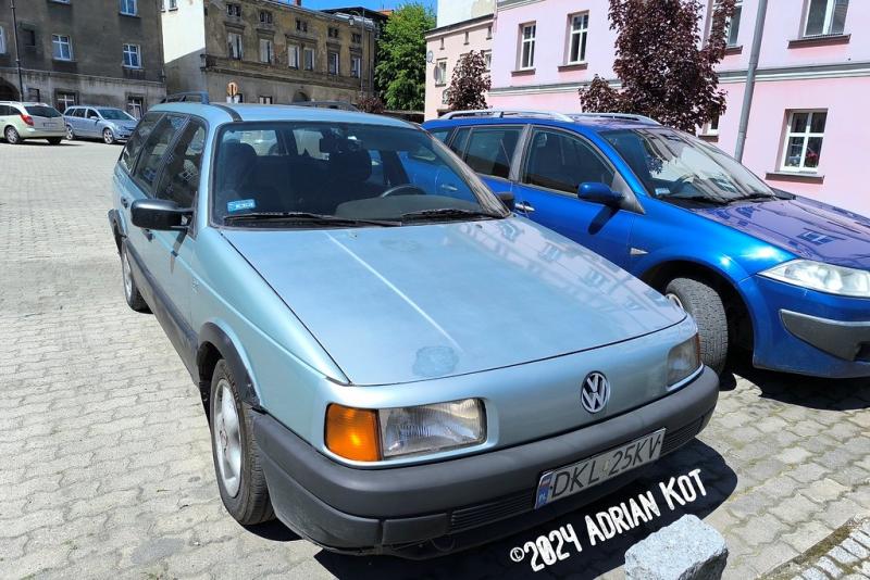 Новый Volkswagen Passat B3 1991 года выпуска продают с аукциона