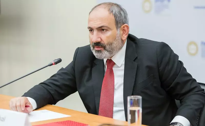 Премьера Армении Пашиняна затрясло во время выступления в парламенте