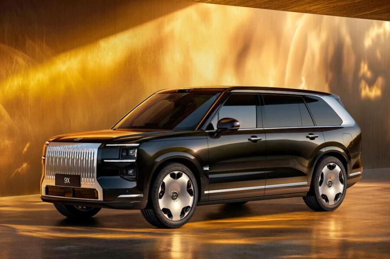 На автосалоне в Шанхае дебютирует внедорожник Zeekr 9X с дизайном Rolls-Royce