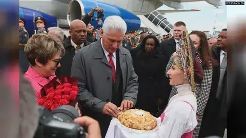 Диас-Канель прибыл в Россию на празднование 80-й годовщины Победы