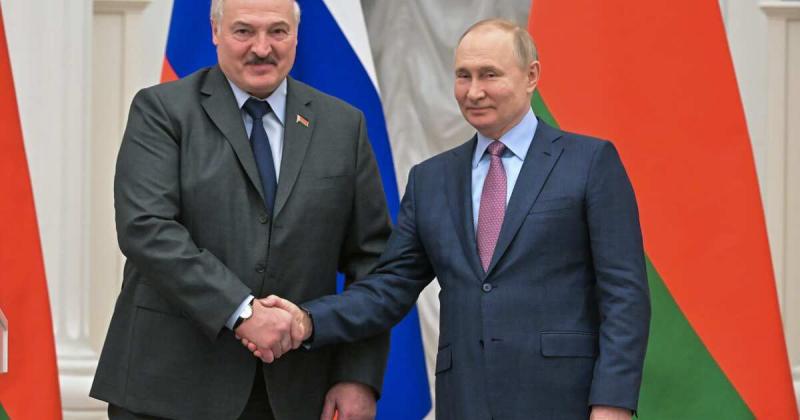 Лукашенко общался с Путиным 14 мая