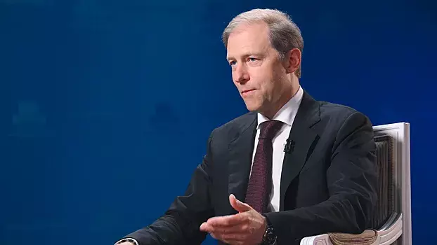 Мантуров: параллельный импорт упал втрое по сравнению с 2022… 