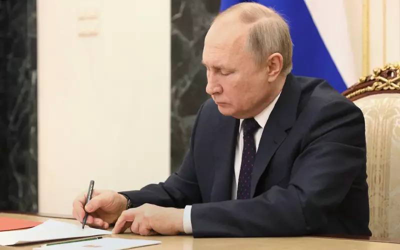 Путин подписал закон, обязывающий УК отчитываться перед жильцами