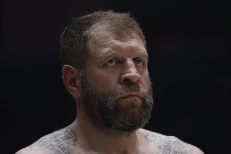 Блогер Женя Ершов заявил, что Емельяненко побоялся давать ему реванш