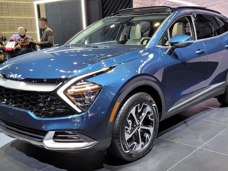 В РФ стартовали продажи компактного кроссовера Kia Sonet от 2,25 млн… 