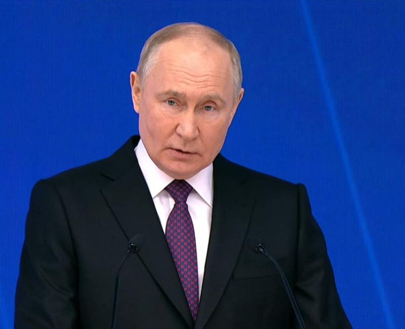 Польский президент Кароль Навроцкий готов к переговорам с Путиным при наличии интересов страны