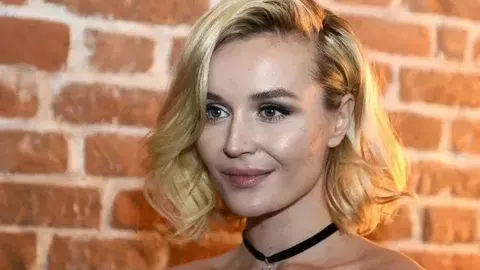 Полина Гагарина призналась, что плакала каждый день на «Фабрике… 