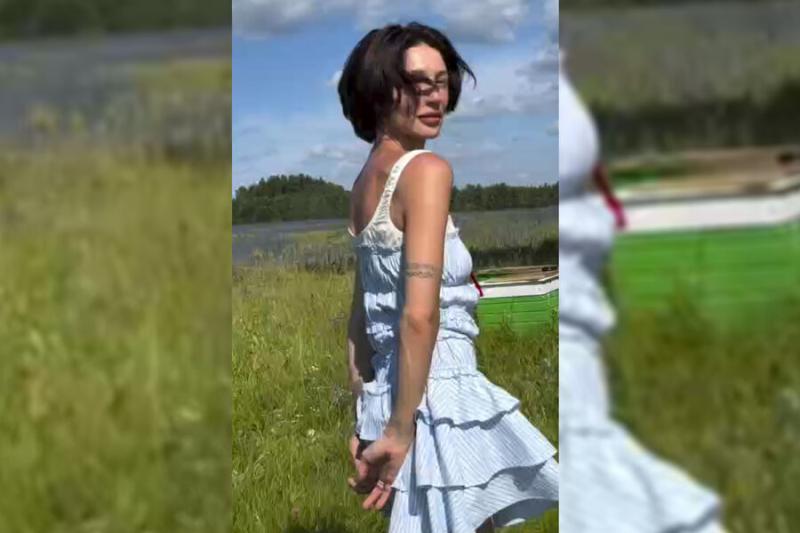 Блогерша Настя Ивлеева снялась за поцелуем с мужем в поле