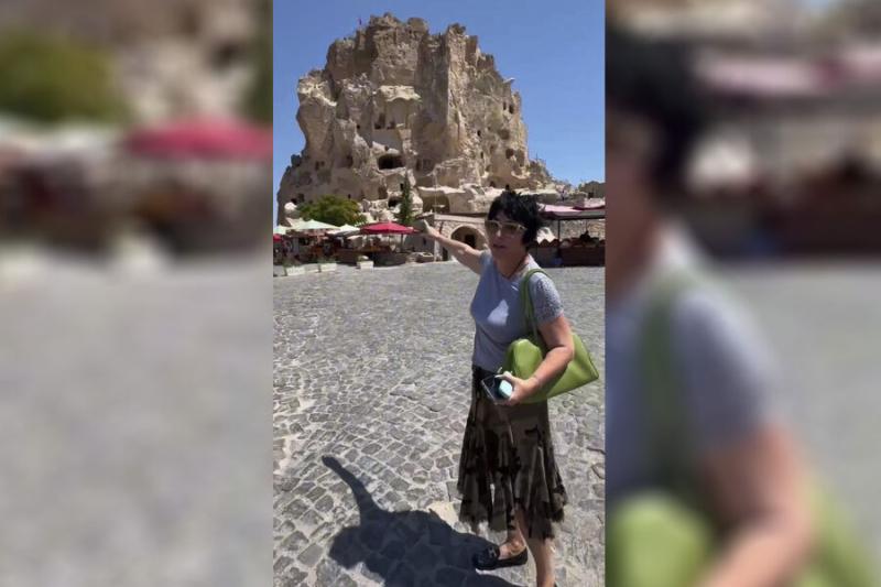 Певица Лолита пошутила, что приобрела квартиру в Каппадокии