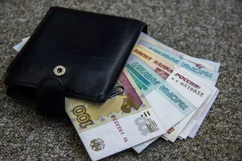 Каждый третий опрошенный россиянин до 30 лет устроит себе мини-пенсию