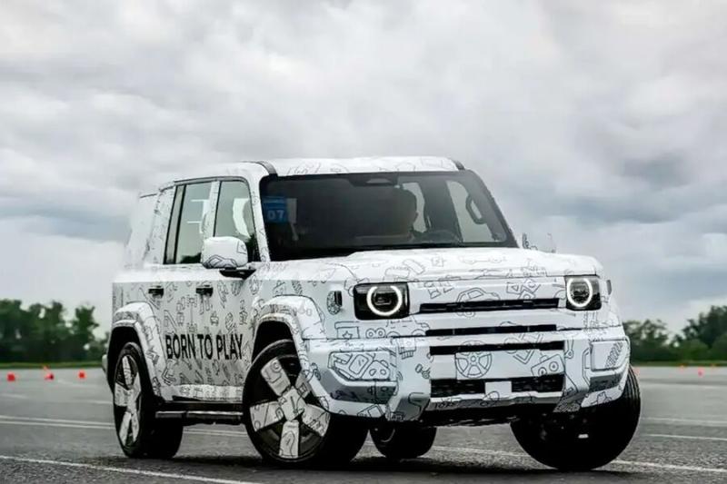 Новый кроссовер iCAR V27 показали на фото
