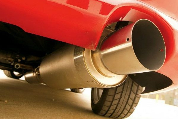 Жесткие меры против шумных автомобилей: штрафы могут вырасти до 30 000 рублей