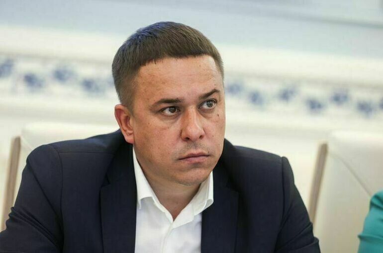 Сенатор Гибатдинов: вводить дресс-код для учителей нет никакой необходимости