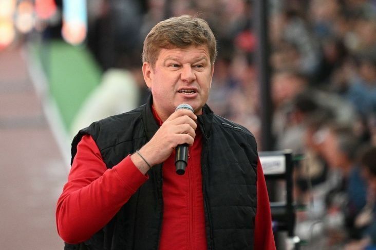 Губерниев заявил, что верит в божью помощь в деле возвращения российских атлетов