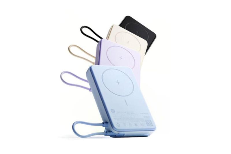 Пауэрбанк Xiaomi Magnetic Power Bank Stand на 10000 мАч c MagSafe оценили в 1900 рублей