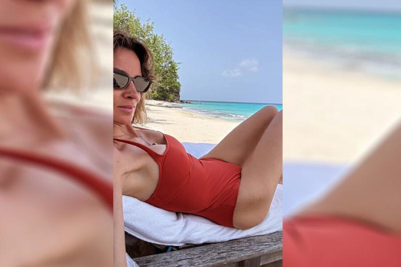 Жена актера Ричарда Гира показала фигуру в купальнике