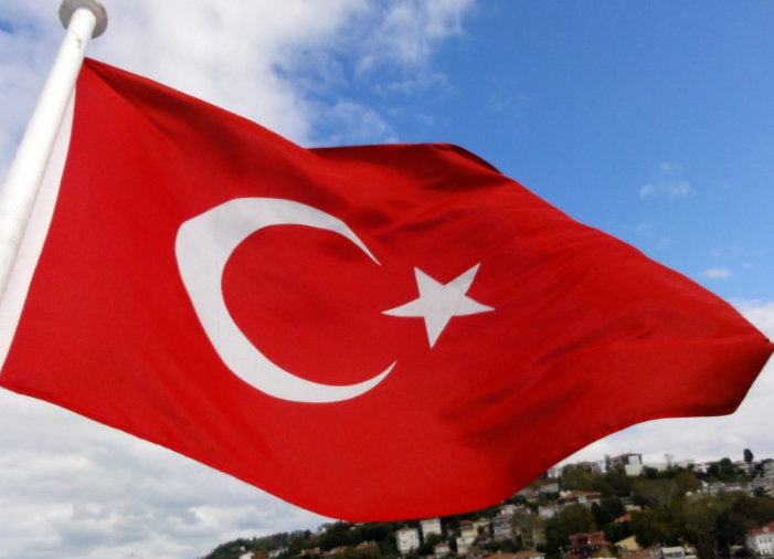 В Босфоре остановлено судоходство из-за технической неисправности сухогруза