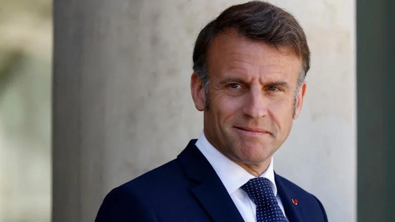JDD: Рейтинг президента Франции Макрона упал рекордно низко