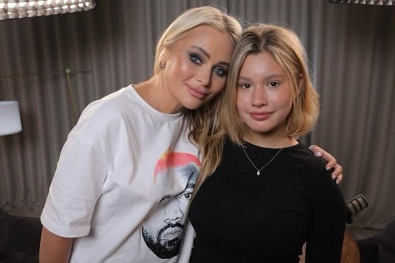 Дочь Борисовой Полина призналась, что была влюблена в члена команды «Выживалити»