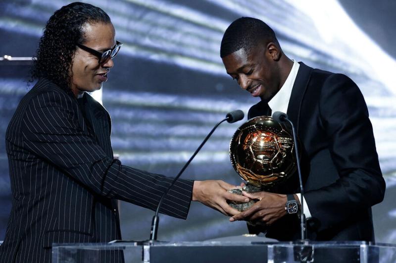 Месси поздравил Дембеле с победой в голосовании за «Золотой мяч»