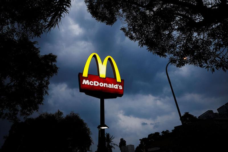 ТАСС: McDonald's в 2026–2027 гг может потерять право на 11 товарных знаков в РФ