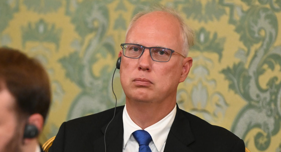 Дмитриев: Россия хочет мирного урегулирования ситуации на Украине