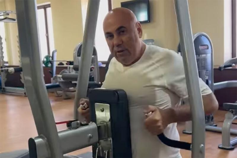 Продюсер Пригожин заявил, что поддерживает здоровье с помощью голодания