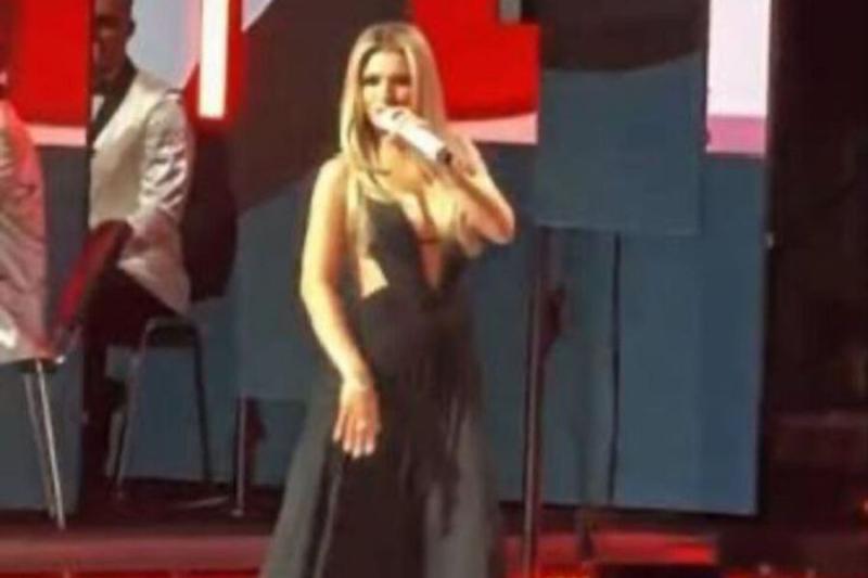 Певица Чеботина заявила, что потратила деньги и время на концерт Резника