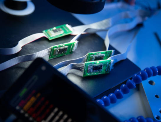 Мини‑суперкомпьютер Nvidia DGX Spark за 320 000 рублей показал низкую производительность в играх