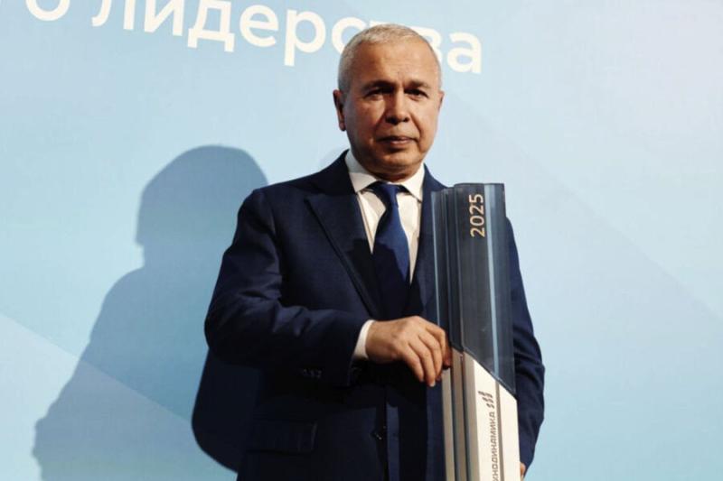 Разработчики новых бомбовых кассет и взрывателей получили премию Макаровца