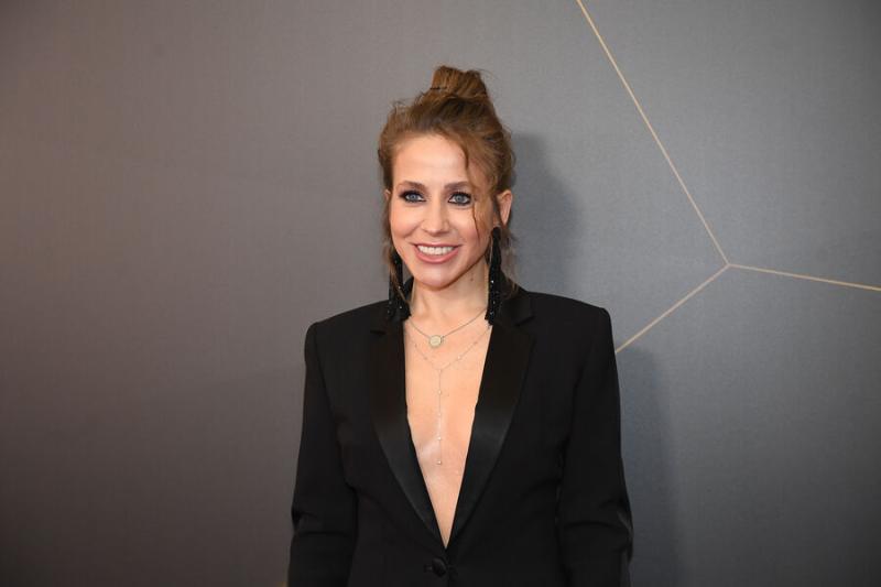 Врачи запретили телеведущей Барановской есть соленые огурцы