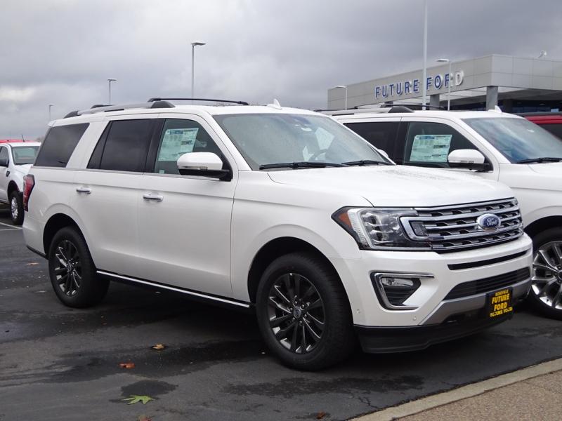 Владелец Ford Expedition 2023 года понес крупные финансовые потери