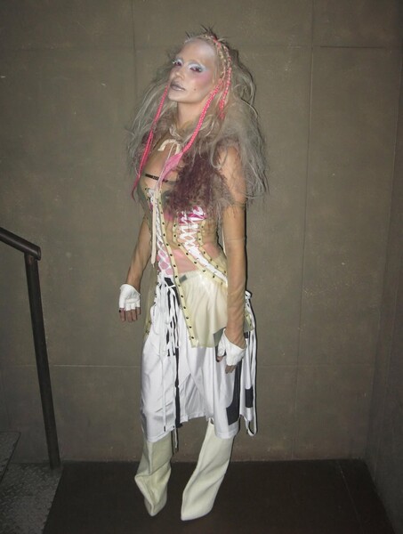 Ведущая Дана Борисова назвала Глюкозу главным фриком российской эстрады