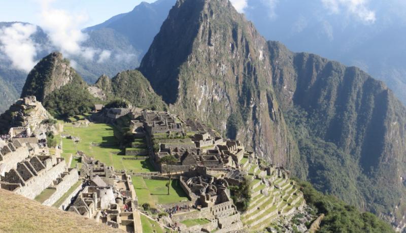 Археологи нашли древний храм Солнца фараона Ниусерре в Абусире