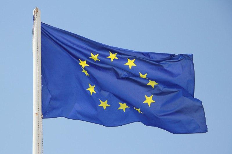 Песков: Европа негативно отреагировала на обнародованную Трампом переписку с Макроном