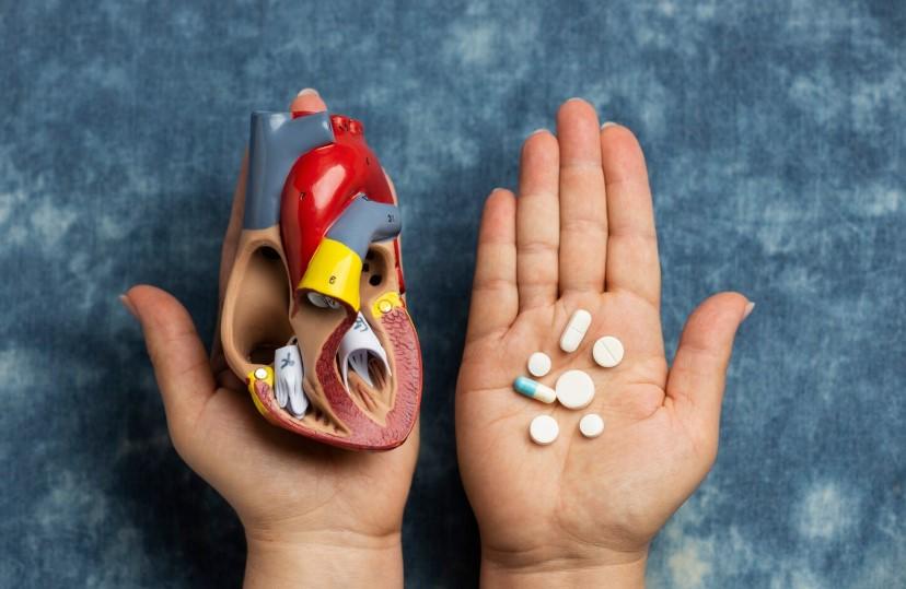 Терапевт Ескова предупрепредила об опасности самостоятельной чистки артерий от холестерина