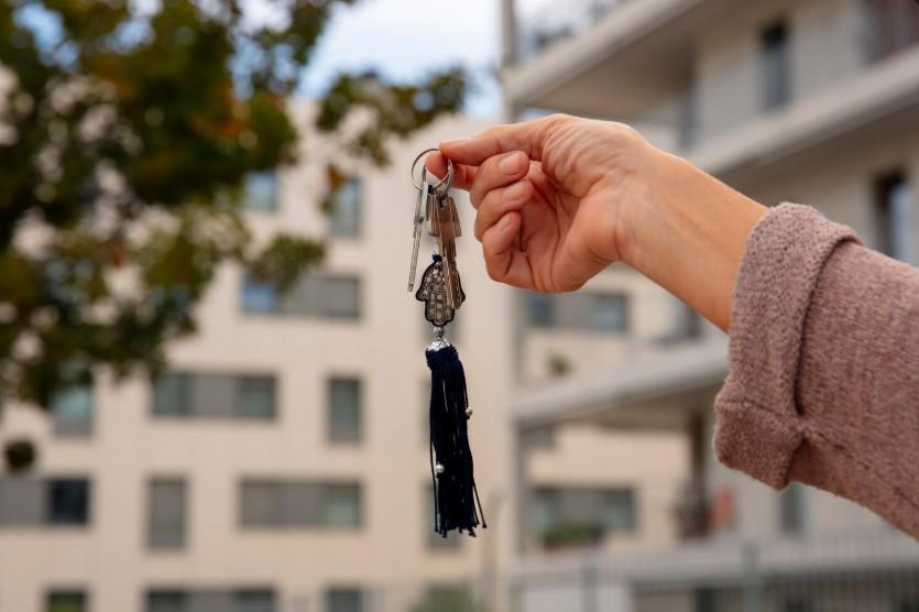 Депутат Аксененко выступили за предоставление квартир молодым семьям по соцнайму