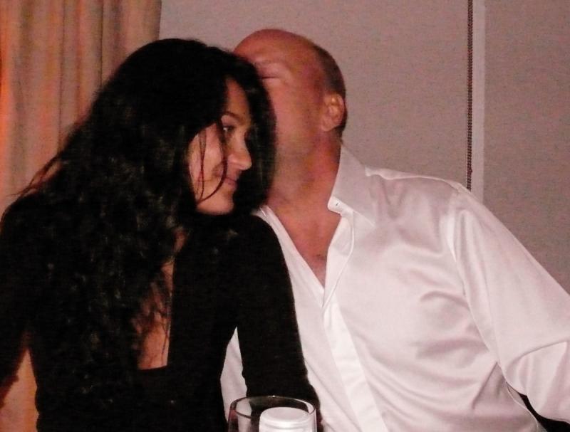 Эмма Хеминг отметила 18-летие отношений с Брюсом Уиллисом трогальным постом в соцсетях