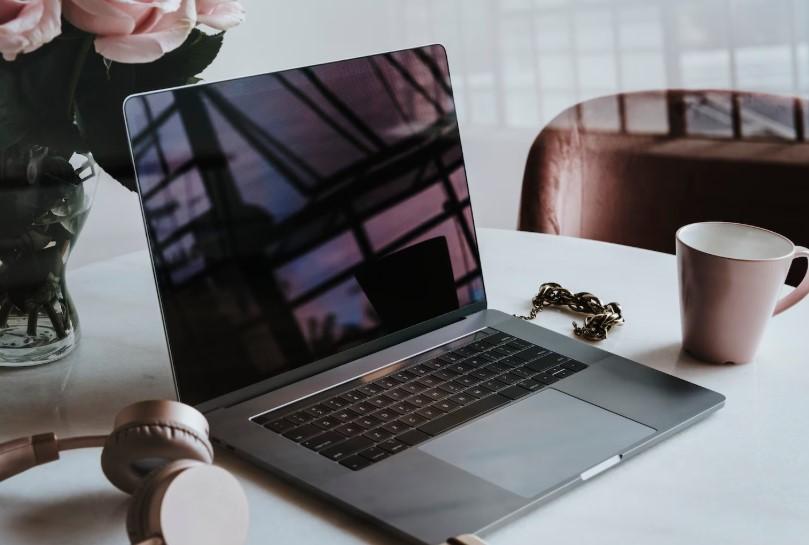 Microsoft планирует ввести вертикальную панель задач в Windows 11