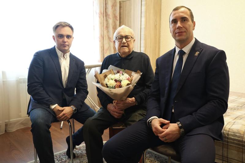 «Единая Россия» помогает ветеранам Поморья