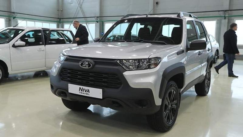 Lada Niva Travel снова возглавила продажи SUV в России