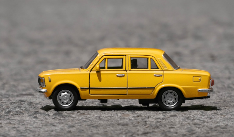 В России сняли с хранения и выставили на продажу новый ВАЗ-2110