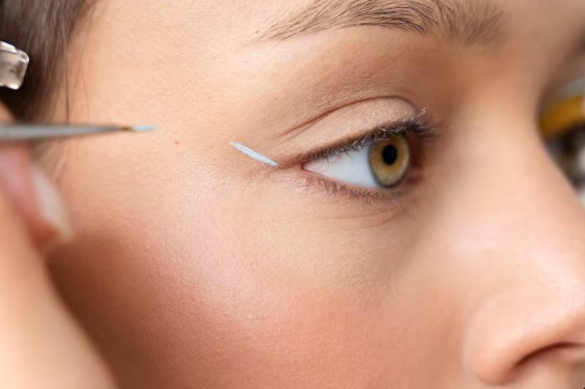 Врач объяснила, о каких болезнях могут говорить проблемы с веками